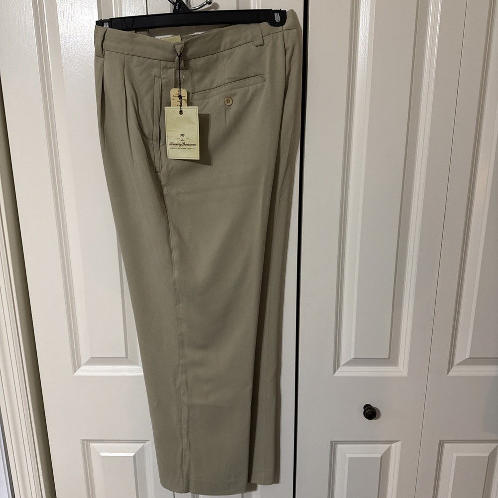 NWT $125 Tommy Bahama Tan men’s pants